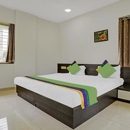 Treebo Excellent Homes, Nashik Buitenkant foto